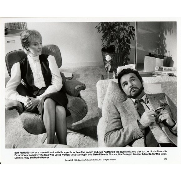 Julie Andrews Burt Reynolds 8x10 PHOTOGRAPH from Movie Man Who Loved Women 1983 - Picture 1 of 1